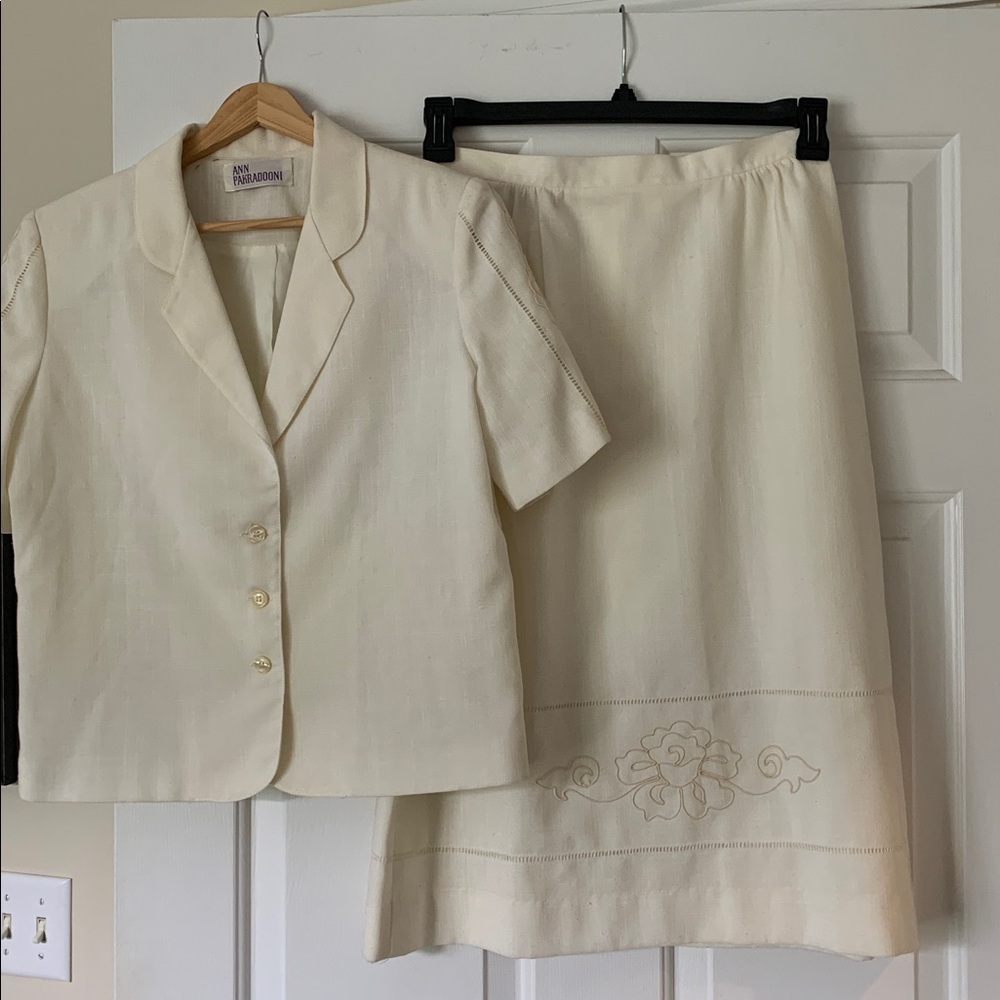 Vintage Wedding Suit - Ivory Embroidered Jacket Skirt Set - XS petite